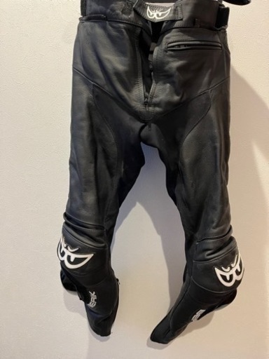 ベリックレザーパンツ　　サイズ54