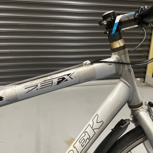TREK  クロスバイク　適正身長175〜185cm