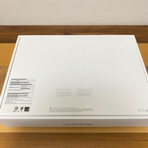 【新品同様　初期化済み】MacBook Pro 13インチ　2020モデル