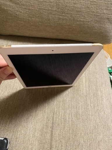 【取引中】iPad Air2 16GB  wifi+セルラーモデル　付属品あり　美品