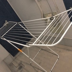 【お取引先決定しました　あげます】未使用　RORETS 洗濯用スタンド　ポーランド製の画像