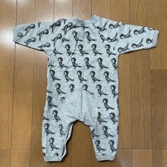 ロンパース 2枚セット＋パンツ　70の画像