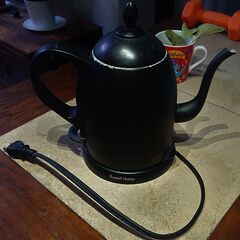 Russell Hobbs ラッセルホブス　電気ケトル　カフェケトル　黒の画像