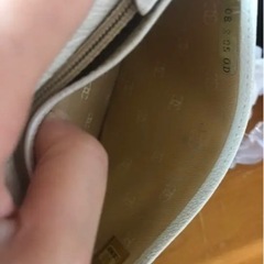 CHANEL  シャネル 二つ折り長財布の画像