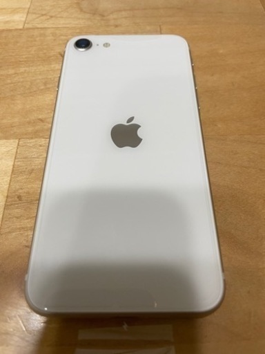Apple iPhone SE 第3世代 64GB スターライト
