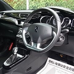 後期型/ル-フモ-タ-KIT交換済/TURBO/6速MTモ-ド/1オ-ナ-/禁煙/ETC/USB&Bluetooth接続/レザ-ステアリング/純正AW/DS-LEDビジョン/オ-トライト/クルコン/衝突軽減/6エアバック/セキュリティ-/車検2年整備付きDSオ-トモ-ビルDS3カブリオ♪ ☆遠方納車/オ-トロ-ン/買取査定OK☆の画像