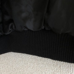 【値下げ！】フード付きジップアップ冬ベスト　ノースリーブジャケット・１２０の画像