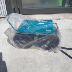 新品　腰掛け　台車　座って作業できます　腰が悪い人に