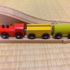 【IKEA】木製おもちゃ レールと列車の画像