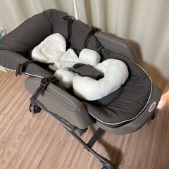 Combi コンビ　ネムリラ　オートスウィング　ハイローチェア　BEDi