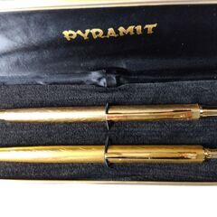 【未使用中古品】PYRAMIT製　金色シャープペンとボールペン　　2022.1012a136の画像