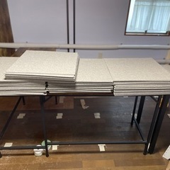 東リ　タイルカーペット70枚　今日投稿最終。の画像