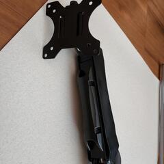 最終値下げしました。モニターアーム　31.5インチで使用してました。の画像