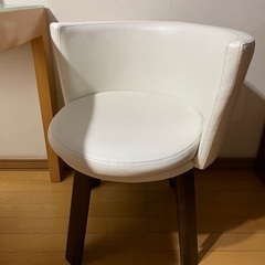 ✨大きめ✨ダイニング（ガラス）テーブルセットの画像