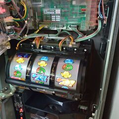 【スロット実機】パチスロキン肉マン～キン肉星王位争奪編～（2012年）【コイン不要機】の画像