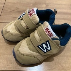 子供靴　スニーカー　13センチくらいの画像