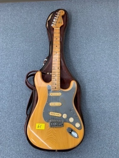 61    el maya エレキギター