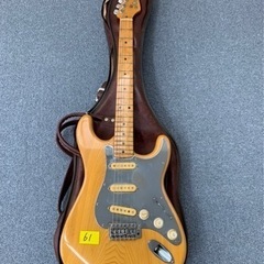 61    el maya エレキギター