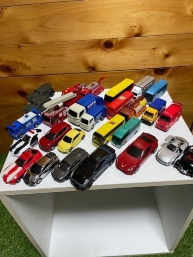トミカのミニカー　ほか計34台※問い合わせあり