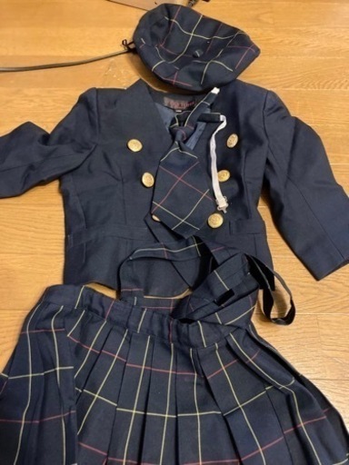 幼稚園制服