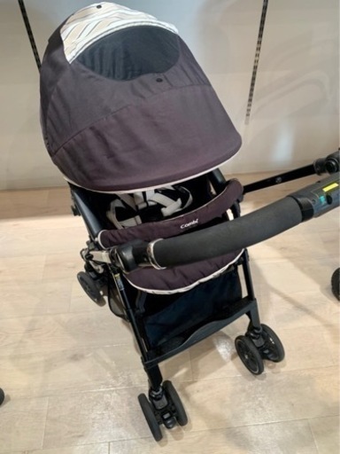 ■店頭引取限定■コンビ　ベビーカー　スゴカル４キャス♫定価58000＋税