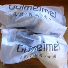 激レア！！中国の靴 Guimeimei  ダブルストラップサンダル ブラック クマちゃん 24.5cm 39 新品未使用品 箱付きの画像
