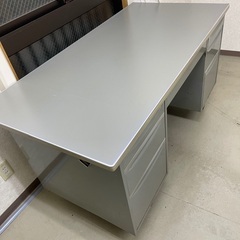 中古オフィス家具　テープル　両袖机 