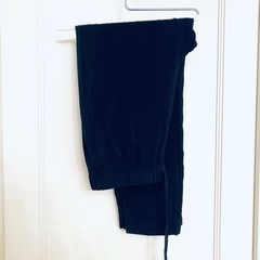 【未使用に近い】ZARA リラックスパンツの画像