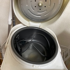 3合炊き炊飯器の画像
