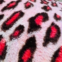 【受け渡し決定9／21】美品キラキララメ入りBIGクッション　横約４３cm ピンクの画像