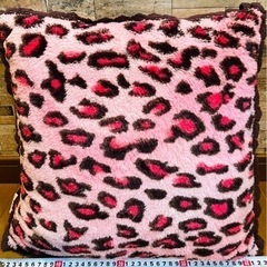 【受け渡し決定9／21】美品キラキララメ入りBIGクッション　横...