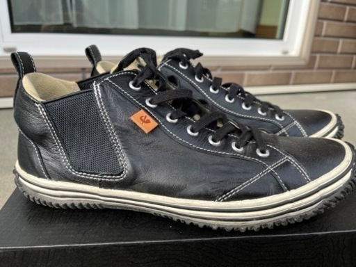 スピングルムーブ　黒　カンガルーレザー