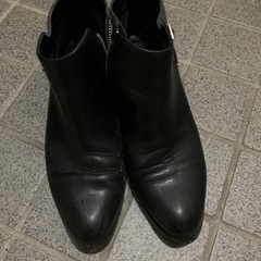 ショートブーツ