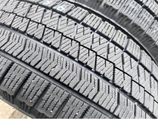 ヴォクシー ノア セレナ プリウスに　195/65R15 ブリヂストン VRX2 スタッドレス