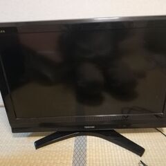 TOSHIBA  REGZA テレビ　32型の画像
