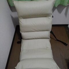 決まってしまいました。座椅子　1