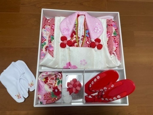 七五三　女の子3歳　被布着物一色