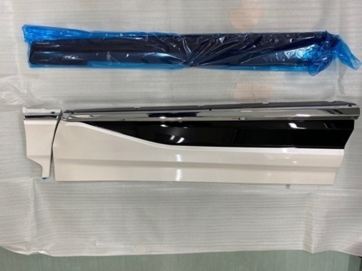 レクサスRX モデリスタ　サイドスカート右