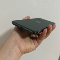 美品iPhone11PROMAX ミッドナイトグリーン256GBの画像