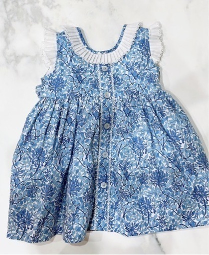 sansakaeのワンピースとプチバトーのロンパース