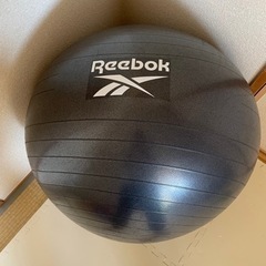 バランスボール　リーボック 