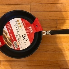 新品フッ素加工軽いフライパン30cmダイヤモンドコートガス火用の画像