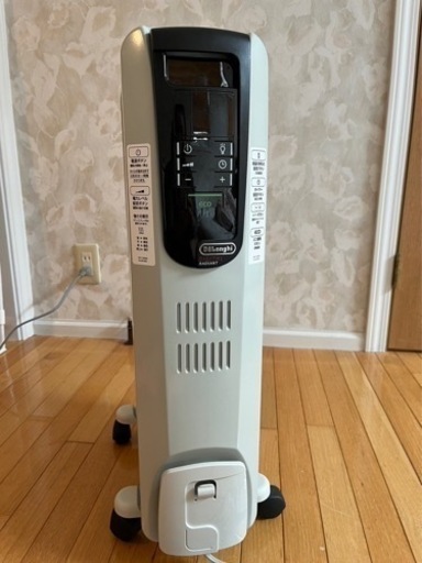美品　デロンギ オイルヒーター　デジタルラディアント　ホワイト