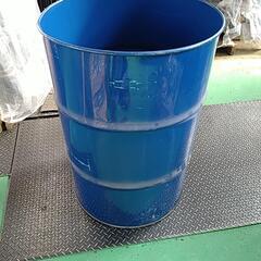 ドラム缶　入れ物、容器の画像