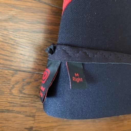 ニースリーブ　SBD（ほぼ新品）