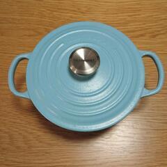 ホーロー鍋 (LE CREUSET)