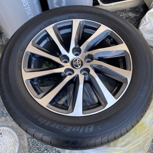 ヴェルファイア純正アルミホイール付き