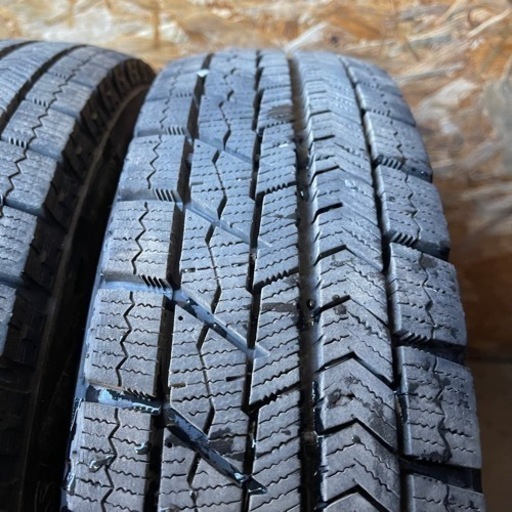 バリ山　BRIDGESTONE ブリヂストン　ブリジストン　VRX 145/80R13 スタッドレス タイヤ　2017年製　13インチ
