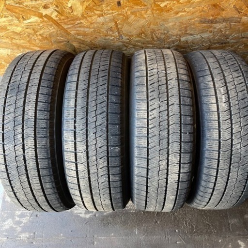 バリ山　BRIDGESTONE ブリヂストン　ブリジストン　VRX2 205/60R16 スタッドレス タイヤ　2018年製　16インチ