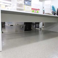 オカムラ 大型デスク 幅280cm ４人～６人用 両対面 プロユニットフリーウェイ Okamura DP16SP オフィスデスク ホワイト系  ☆ 札幌市 北区 屯田の画像